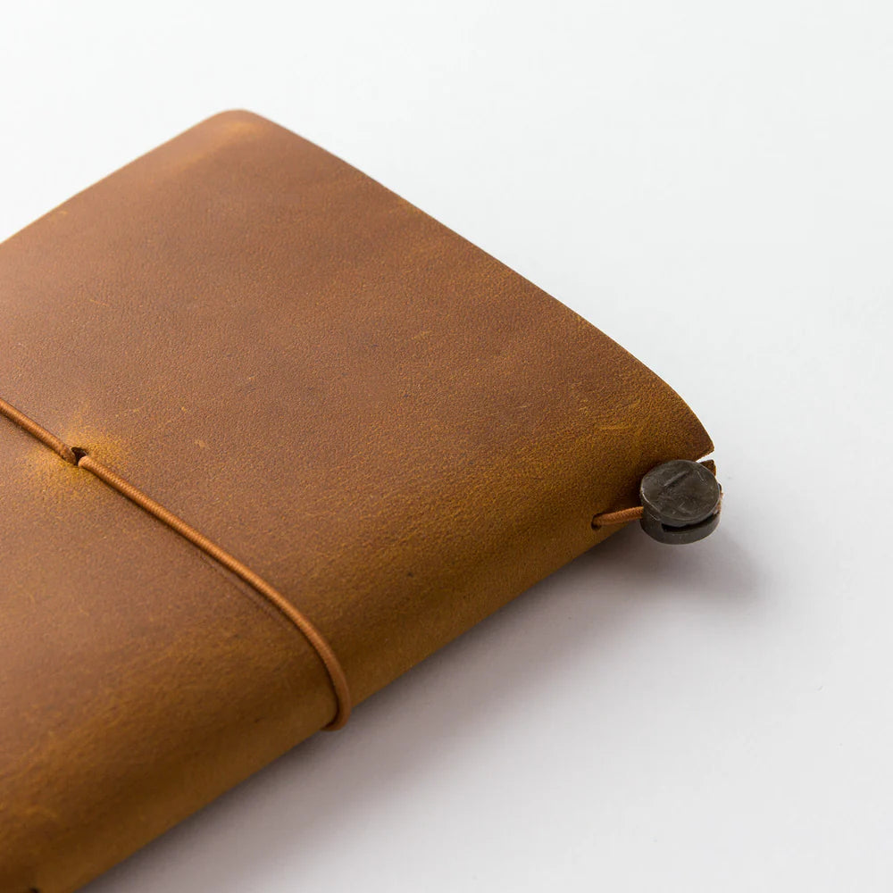 Traveler´s Company - Notebook Camel Passport Size (læderomslag)